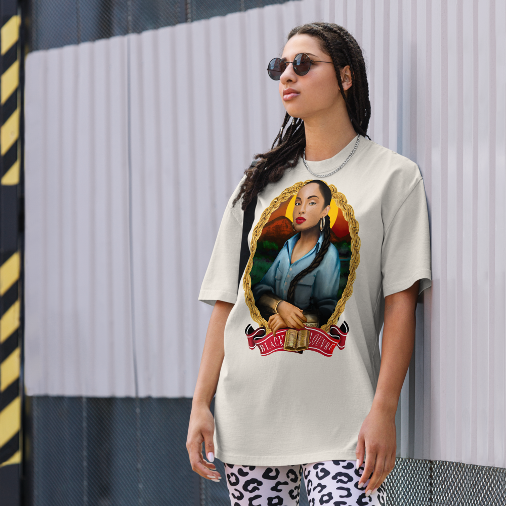 Mona LiSade Oversized faded t-shirt